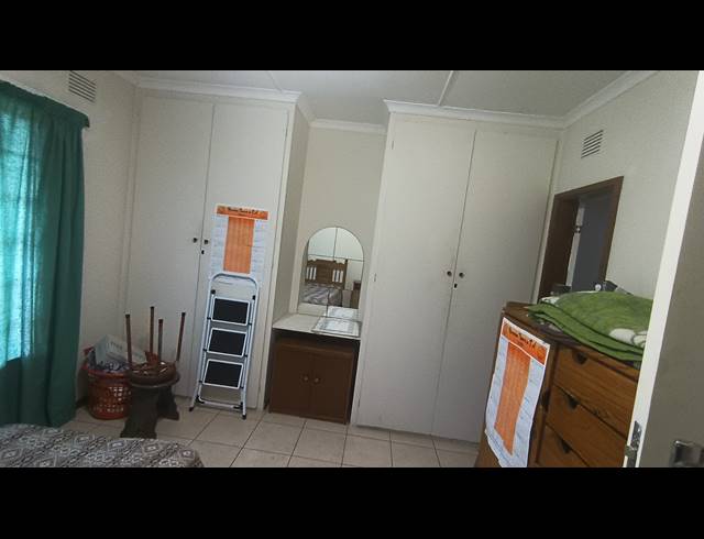 2 BEDROOM DUPLEX FOR SALE IN ESCOMBE